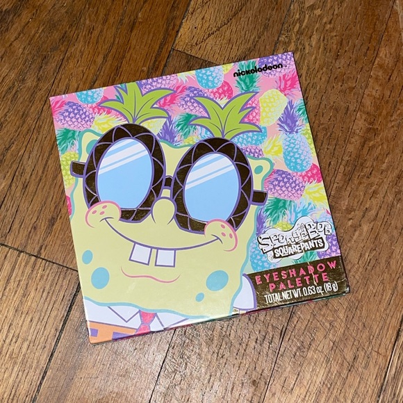 •NICKELODEON•NWT SPONGEBOB SQUARE PANTS 12-EYESHADOWS PALETTE - Picture 5 of 5